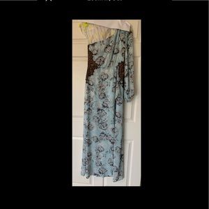 BCBGMAXAZRIAdress size 4